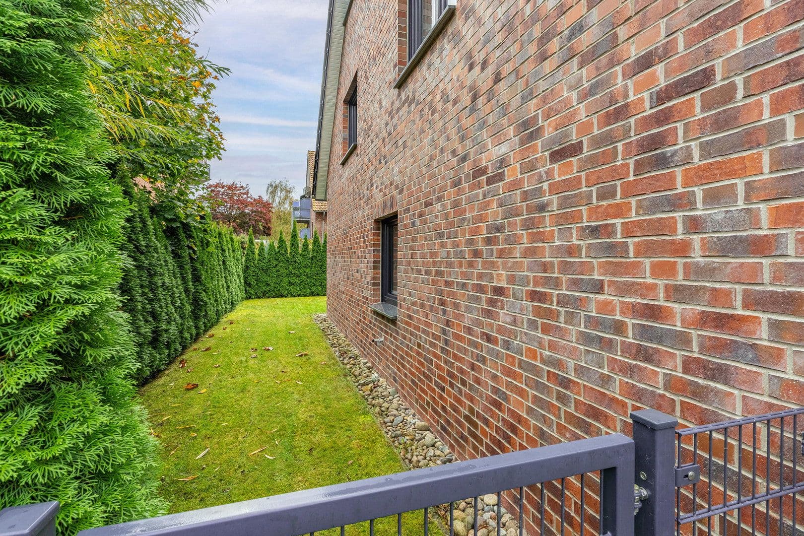 Predaj domu 117 m², pozemek 264 m², Kolberger Str., Stade, Dolné Sasko Predaj domu 117 m², pozemek 264 m², Kolberger Str., Stade, Dolné Sasko