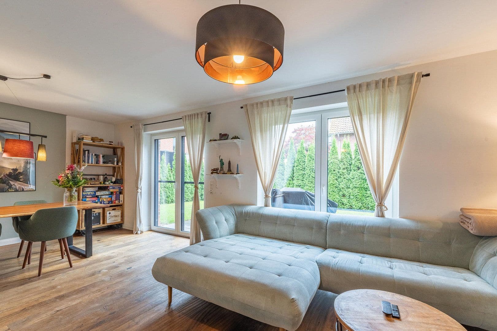 Predaj domu 117 m², pozemek 264 m², Kolberger Str., Stade, Dolné Sasko Predaj domu 117 m², pozemek 264 m², Kolberger Str., Stade, Dolné Sasko