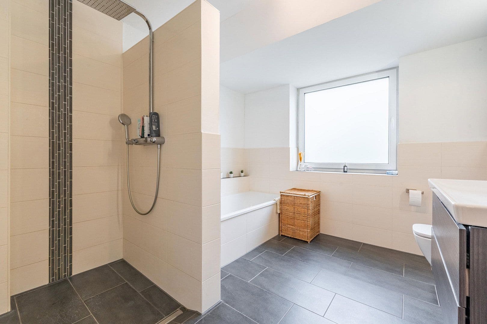 Predaj domu 117 m², pozemek 264 m², Kolberger Str., Stade, Dolné Sasko Predaj domu 117 m², pozemek 264 m², Kolberger Str., Stade, Dolné Sasko