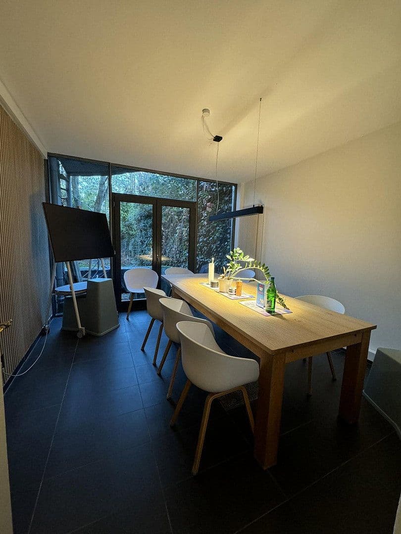 Prenájom kancelárie 143 m², Prinz-Albert-Strasse 13, Bonn, Severné Porýnie - Westfálsko Prenájom kancelárie 143 m², Prinz-Albert-Strasse 13, Bonn, Severné Porýnie - Westfálsko