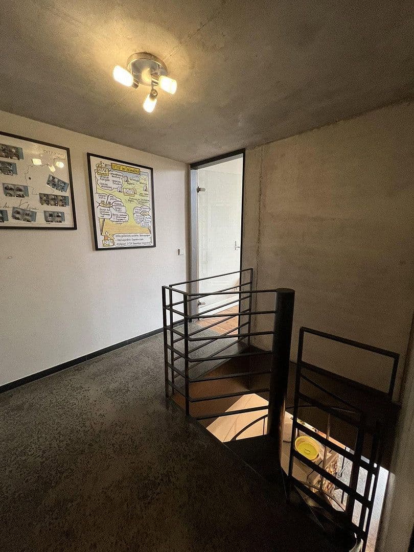 Prenájom kancelárie 143 m², Prinz-Albert-Strasse 13, Bonn, Severné Porýnie - Westfálsko Prenájom kancelárie 143 m², Prinz-Albert-Strasse 13, Bonn, Severné Porýnie - Westfálsko