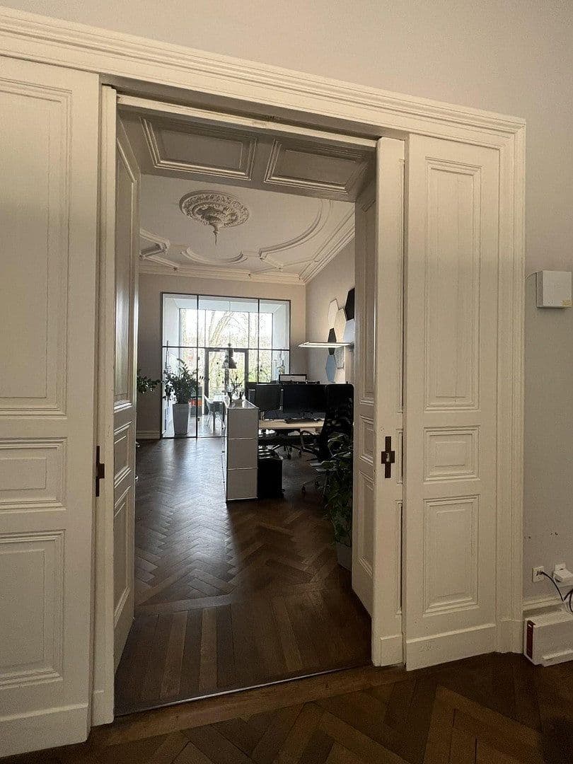 Prenájom kancelárie 143 m², Prinz-Albert-Strasse 13, Bonn, Severné Porýnie - Westfálsko Prenájom kancelárie 143 m², Prinz-Albert-Strasse 13, Bonn, Severné Porýnie - Westfálsko