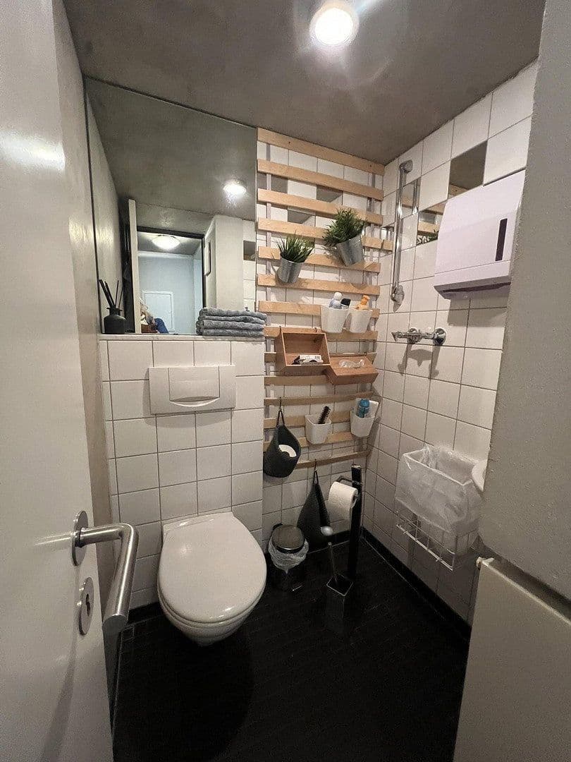 Prenájom kancelárie 143 m², Prinz-Albert-Strasse 13, Bonn, Severné Porýnie - Westfálsko Prenájom kancelárie 143 m², Prinz-Albert-Strasse 13, Bonn, Severné Porýnie - Westfálsko