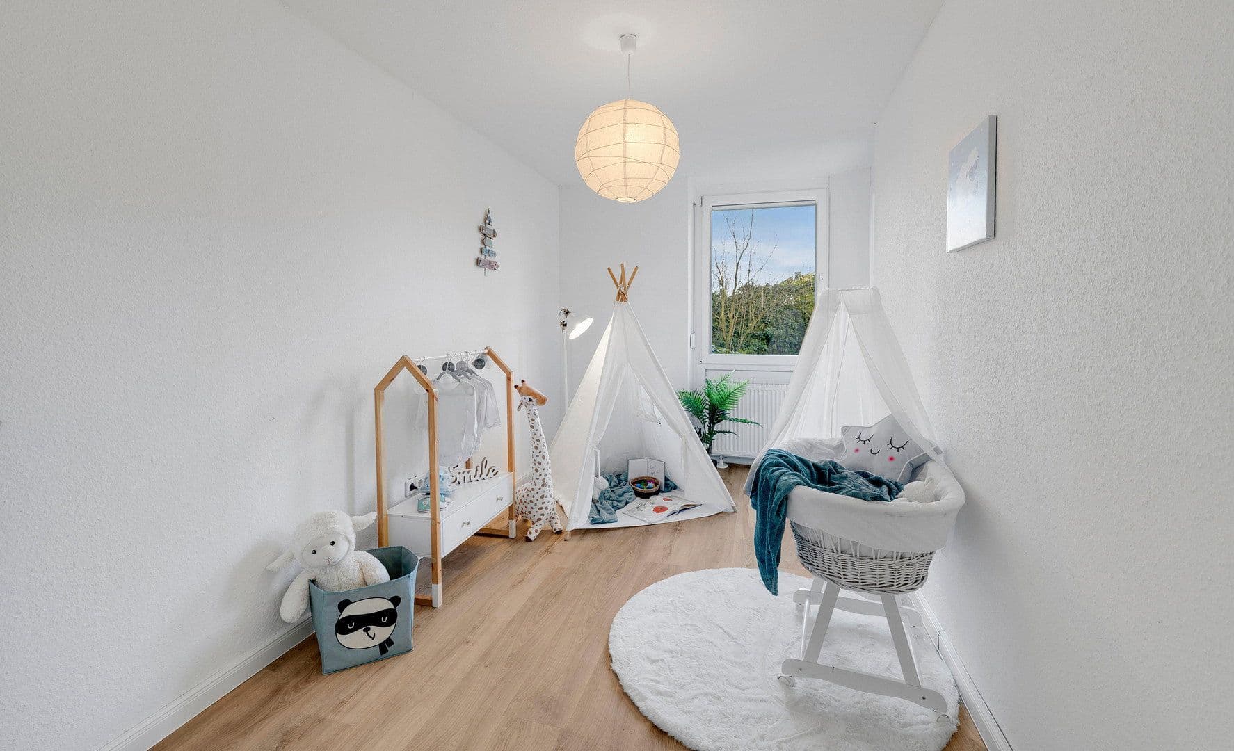 Predaj bytu 4-izbový 81 m², Oldenburg, Dolné Sasko Predaj bytu 4-izbový 81 m², Oldenburg, Dolné Sasko