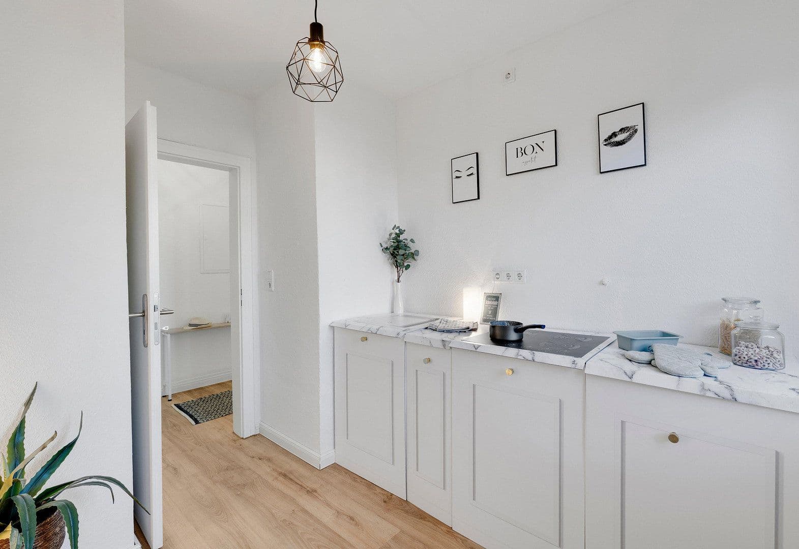 Predaj bytu 4-izbový 81 m², Oldenburg, Dolné Sasko Predaj bytu 4-izbový 81 m², Oldenburg, Dolné Sasko