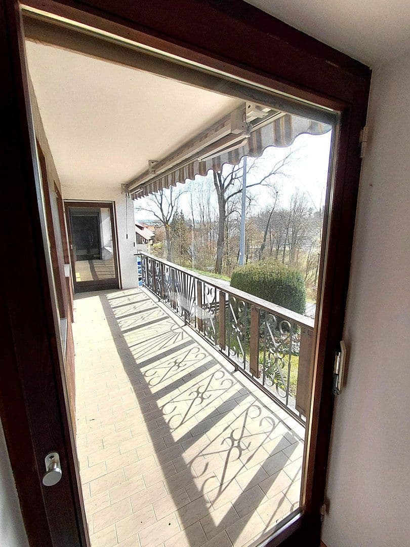 Prenájom bytu 4-izbový 107 m², Essenbach, Bavorsko Prenájom bytu 4-izbový 107 m², Essenbach, Bavorsko