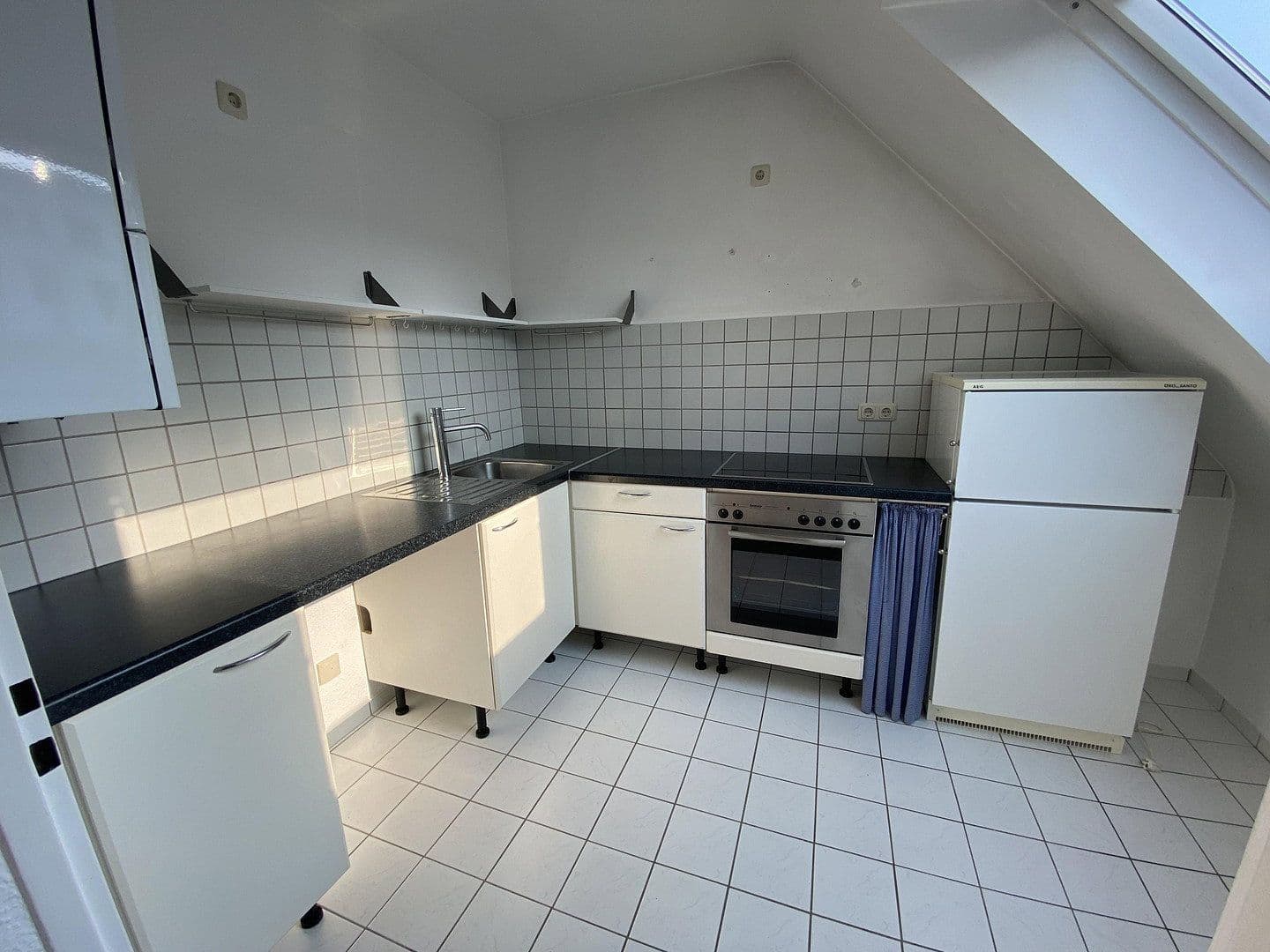 Prenájom bytu 3-izbový 55 m², Am Kämpchen, Mönchengladbach, Severné Porýnie - Westfálsko Prenájom bytu 3-izbový 55 m², Am Kämpchen, Mönchengladbach, Severné Porýnie - Westfálsko