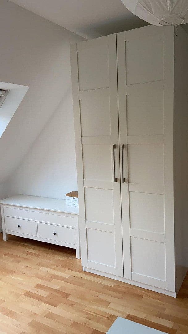 Predaj domu 148 m², pozemek 399 m², Thüringer Straße 25, Rastede, Dolné Sasko Predaj domu 148 m², pozemek 399 m², Thüringer Straße 25, Rastede, Dolné Sasko