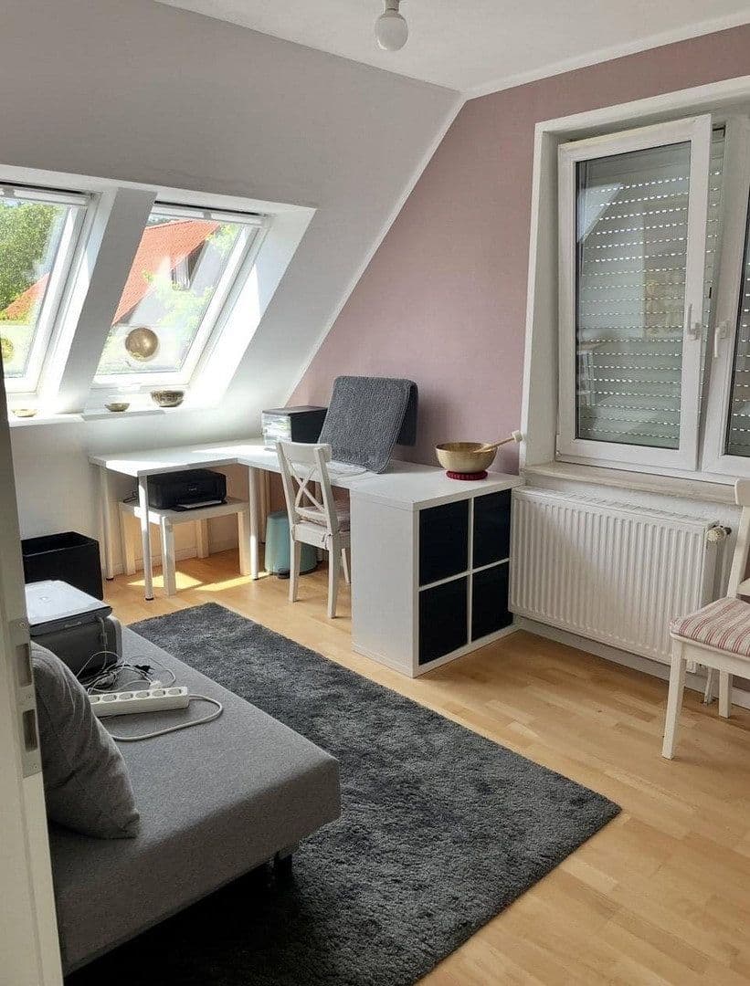 Predaj domu 148 m², pozemek 399 m², Thüringer Straße 25, Rastede, Dolné Sasko Predaj domu 148 m², pozemek 399 m², Thüringer Straße 25, Rastede, Dolné Sasko