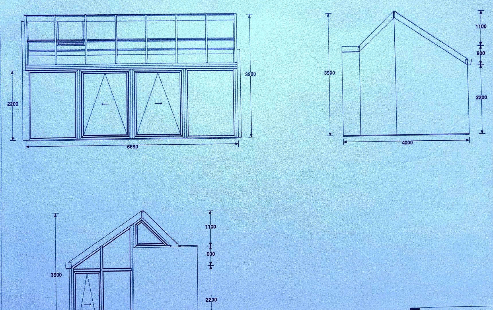 Predaj domu 148 m², pozemek 399 m², Thüringer Straße 25, Rastede, Dolné Sasko Predaj domu 148 m², pozemek 399 m², Thüringer Straße 25, Rastede, Dolné Sasko