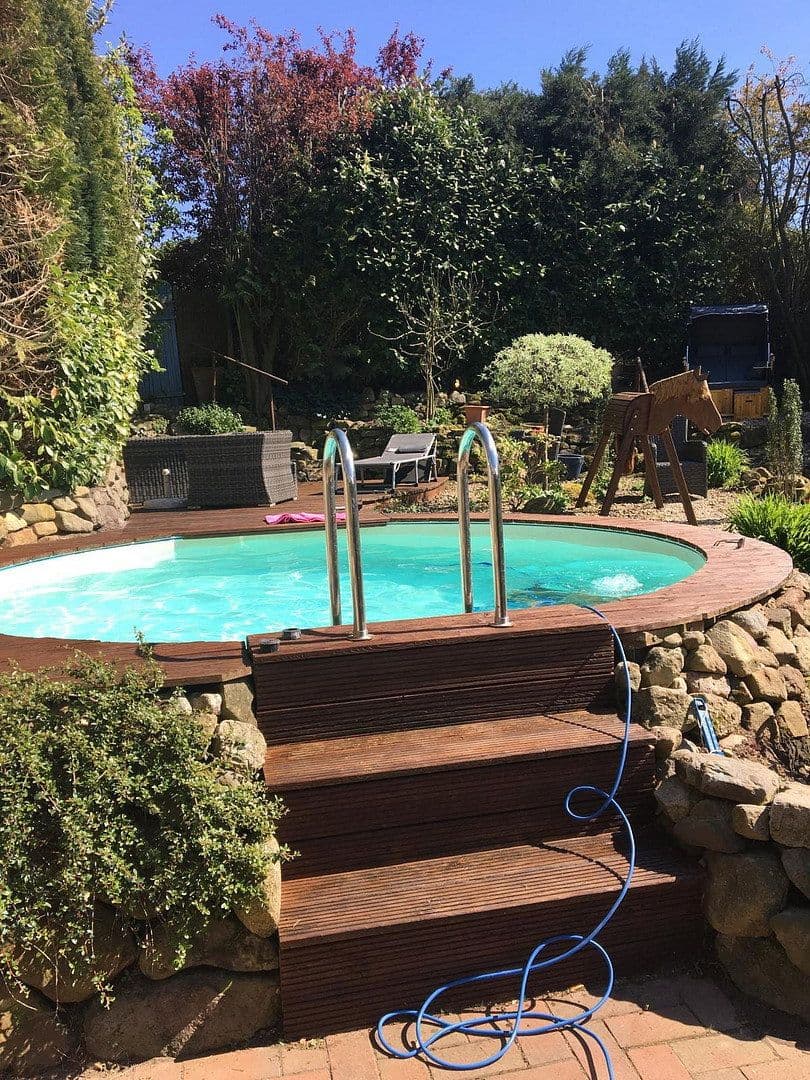 Predaj domu 148 m², pozemek 399 m², Thüringer Straße 25, Rastede, Dolné Sasko Predaj domu 148 m², pozemek 399 m², Thüringer Straße 25, Rastede, Dolné Sasko