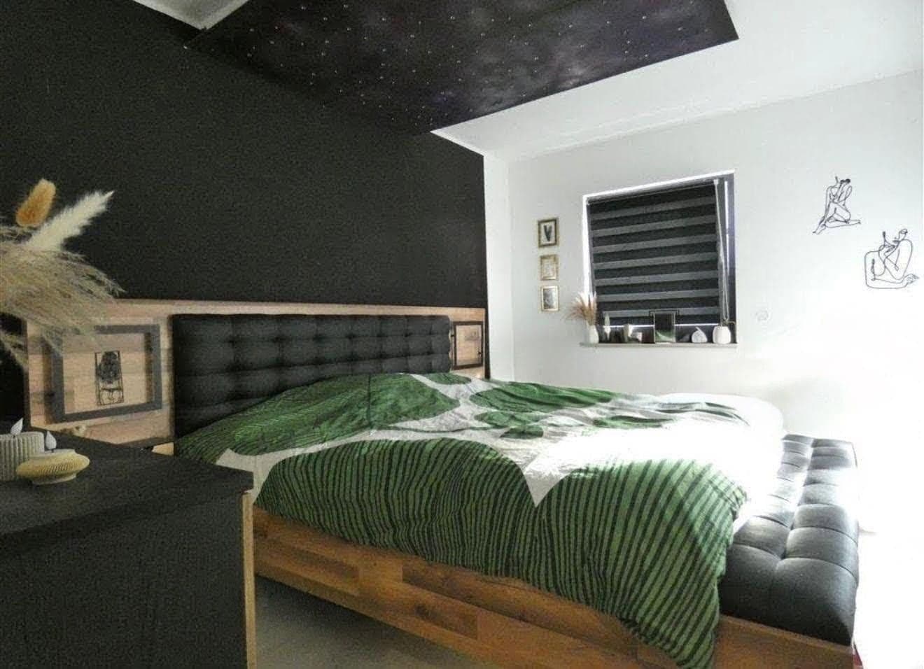 Predaj domu 193 m², pozemek 563 m², Raphaelstraße 1a, Dentlein am Forst, Bavorsko Predaj domu 193 m², pozemek 563 m², Raphaelstraße 1a, Dentlein am Forst, Bavorsko