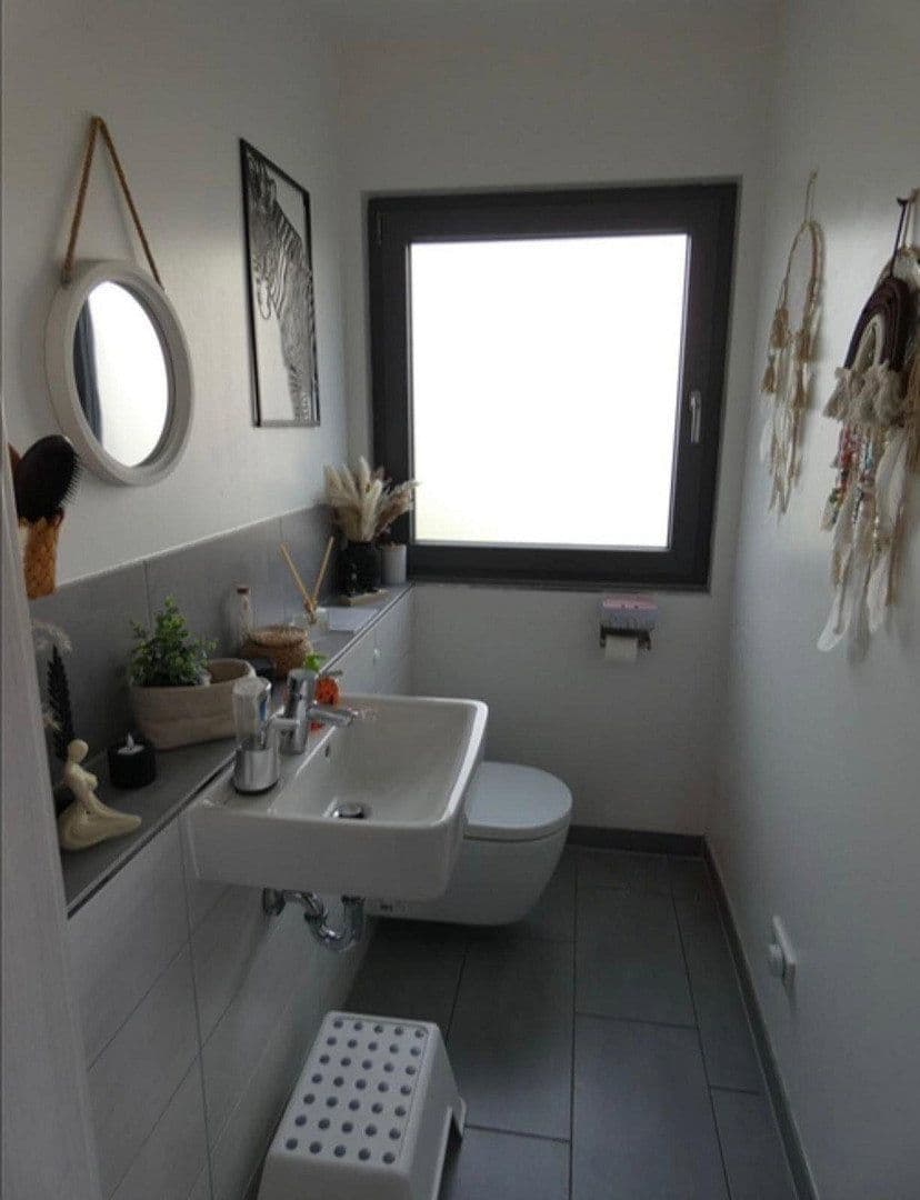 Predaj domu 193 m², pozemek 563 m², Raphaelstraße 1a, Dentlein am Forst, Bavorsko Predaj domu 193 m², pozemek 563 m², Raphaelstraße 1a, Dentlein am Forst, Bavorsko