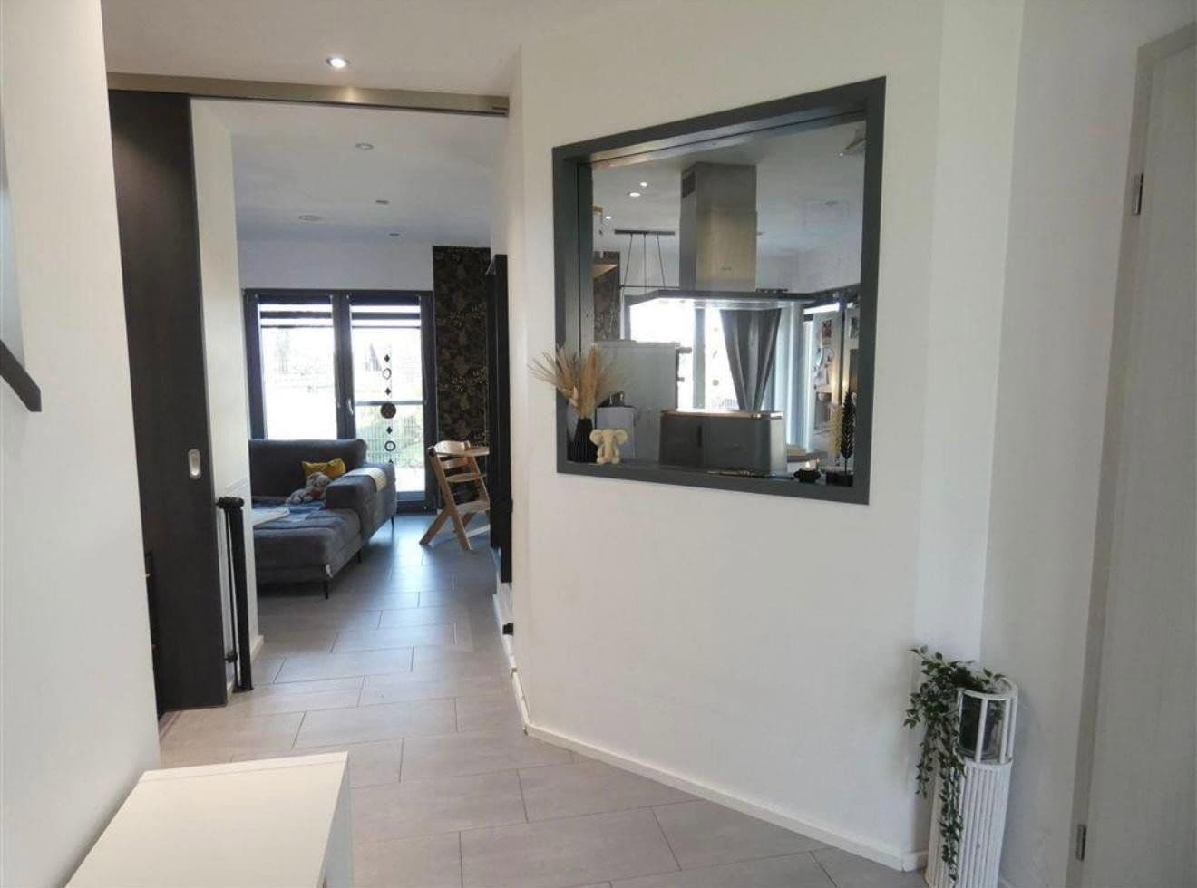 Predaj domu 193 m², pozemek 563 m², Raphaelstraße 1a, Dentlein am Forst, Bavorsko Predaj domu 193 m², pozemek 563 m², Raphaelstraße 1a, Dentlein am Forst, Bavorsko