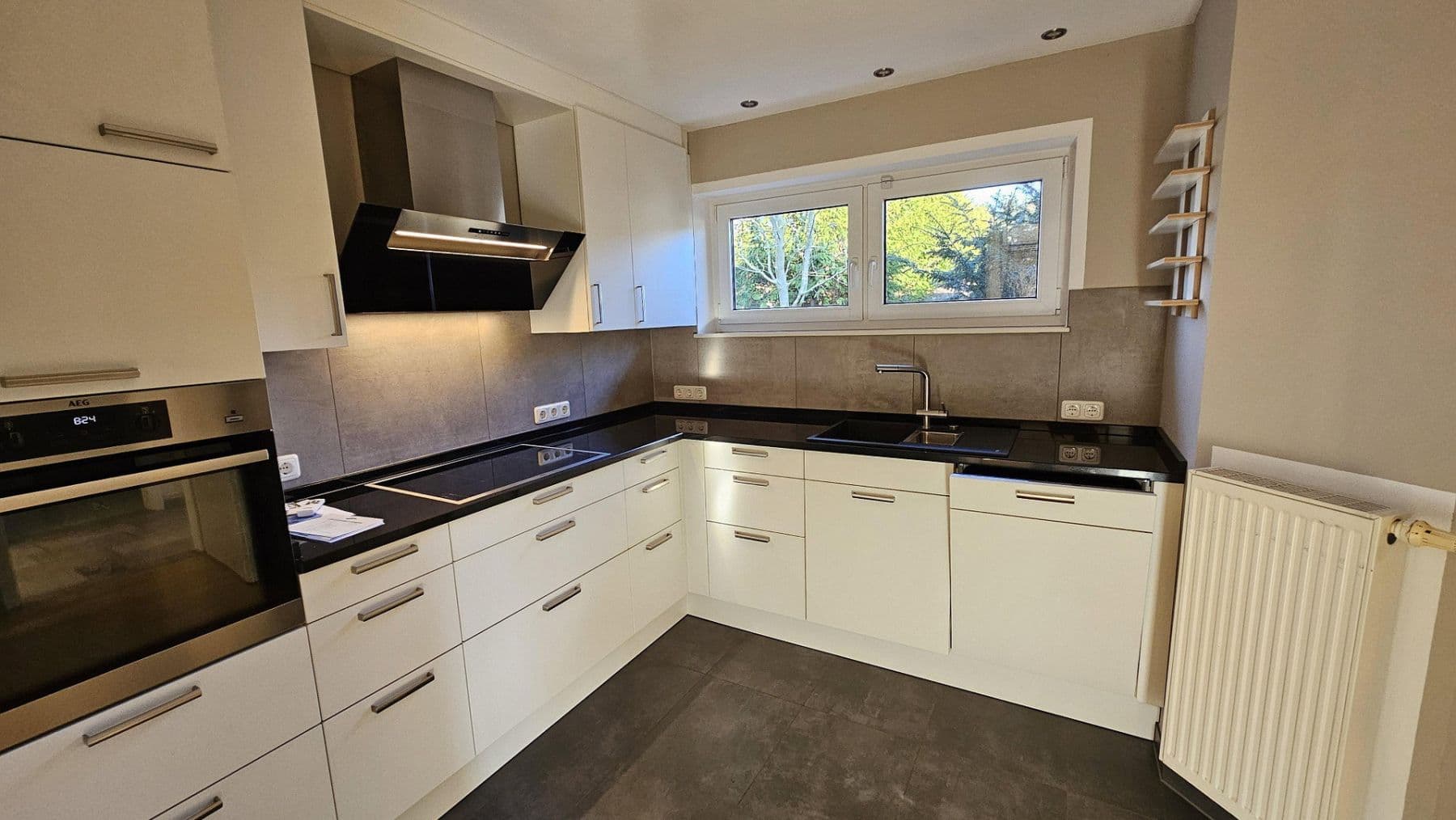 Prenájom domu 104 m², pozemek 789 m², Hademstorf, Dolné Sasko Prenájom domu 104 m², pozemek 789 m², Hademstorf, Dolné Sasko