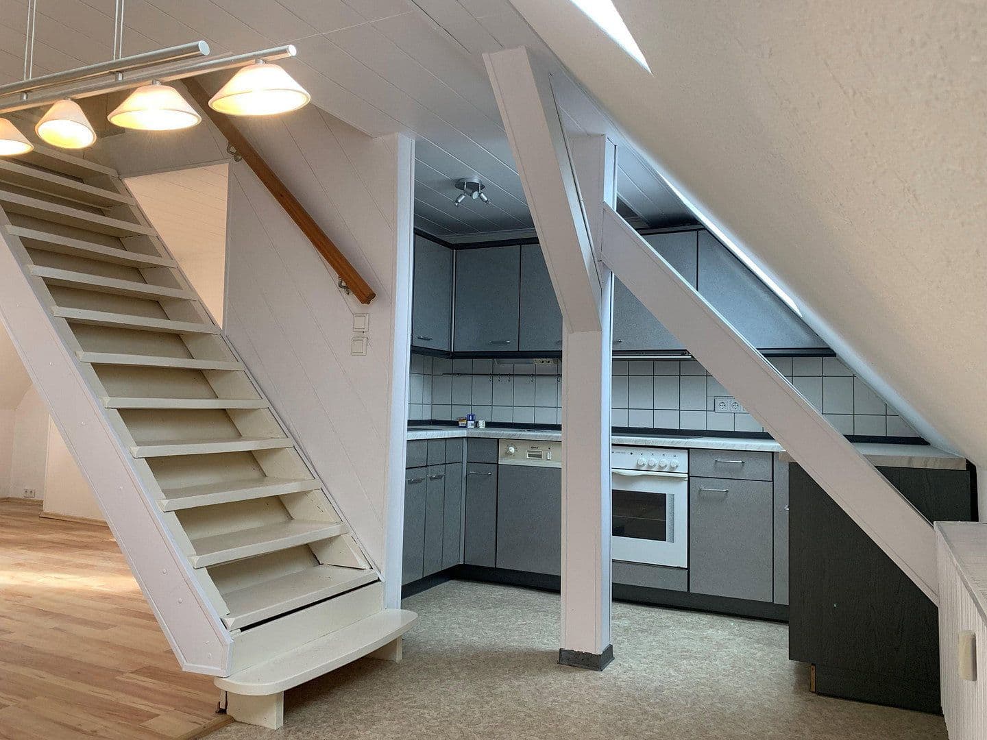 Prenájom bytu 3-izbový 70 m², Rodensteiner Str. 14, Fränkisch-Crumbach, Hesensko Prenájom bytu 3-izbový 70 m², Rodensteiner Str. 14, Fränkisch-Crumbach, Hesensko