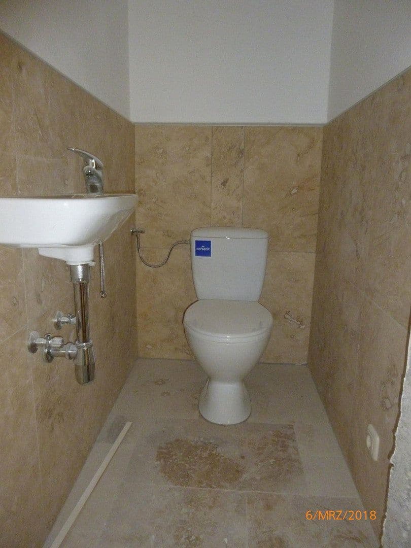 Prenájom bytu 2-izbový 111 m², Am Markt 2, Oppenheim, Porýnie-Falcko Prenájom bytu 2-izbový 111 m², Am Markt 2, Oppenheim, Porýnie-Falcko