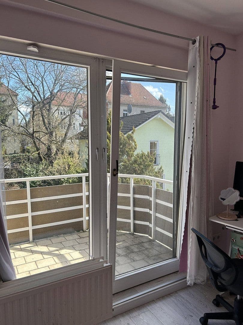 Predaj domu 128 m², pozemek 288 m², Berlin, Berlín Predaj domu 128 m², pozemek 288 m², Berlin, Berlín