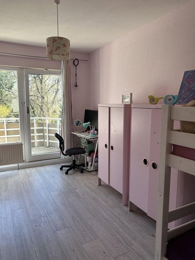 Predaj domu 128 m², pozemek 288 m², Berlin, Berlín Predaj domu 128 m², pozemek 288 m², Berlin, Berlín