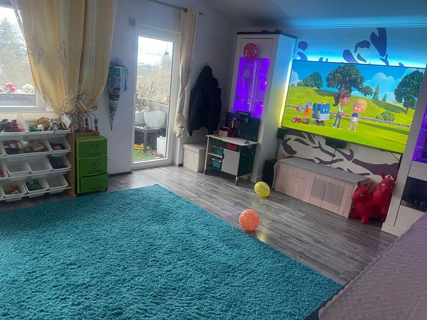 Predaj domu 140 m², pozemek 416 m², Mücke, Hesensko Predaj domu 140 m², pozemek 416 m², Mücke, Hesensko