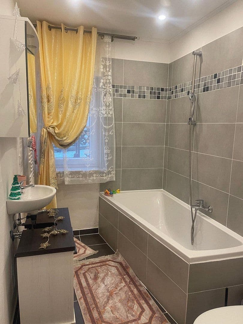 Predaj domu 140 m², pozemek 416 m², Mücke, Hesensko Predaj domu 140 m², pozemek 416 m², Mücke, Hesensko