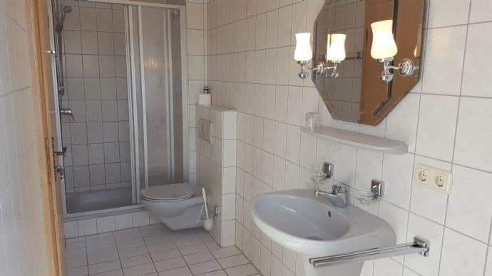 Predaj nebytového priestoru 2.115 m², Altdorf, Bavorsko Predaj nebytového priestoru 2.115 m², Altdorf, Bavorsko
