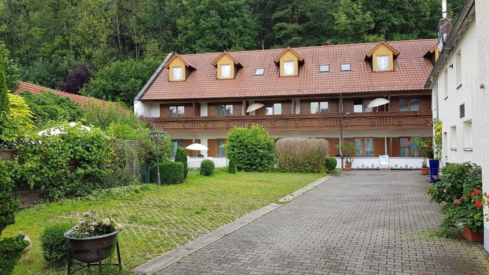 Predaj nebytového priestoru 2.115 m², Altdorf, Bavorsko Predaj nebytového priestoru 2.115 m², Altdorf, Bavorsko