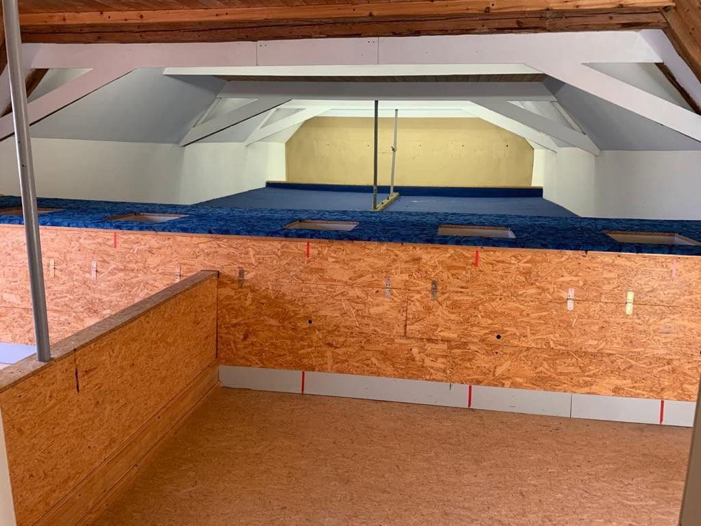 Predaj nebytového priestoru 2.115 m², Altdorf, Bavorsko Predaj nebytového priestoru 2.115 m², Altdorf, Bavorsko