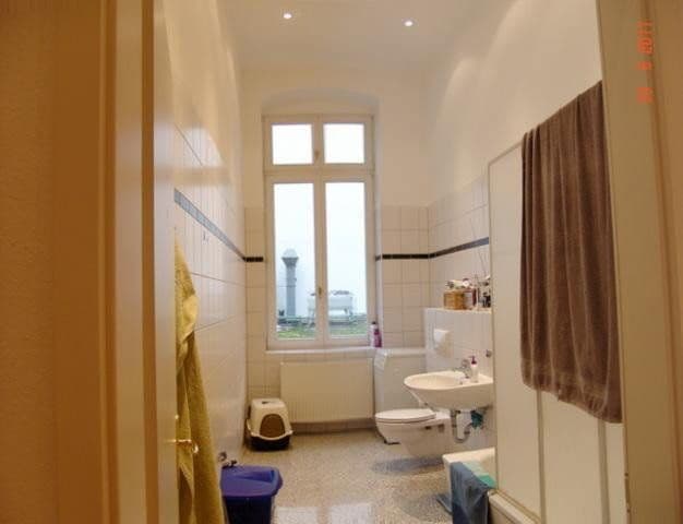 Predaj bytu 2-izbový 66 m², Chausseestr. 9, Berlin, Berlín Predaj bytu 2-izbový 66 m², Chausseestr. 9, Berlin, Berlín