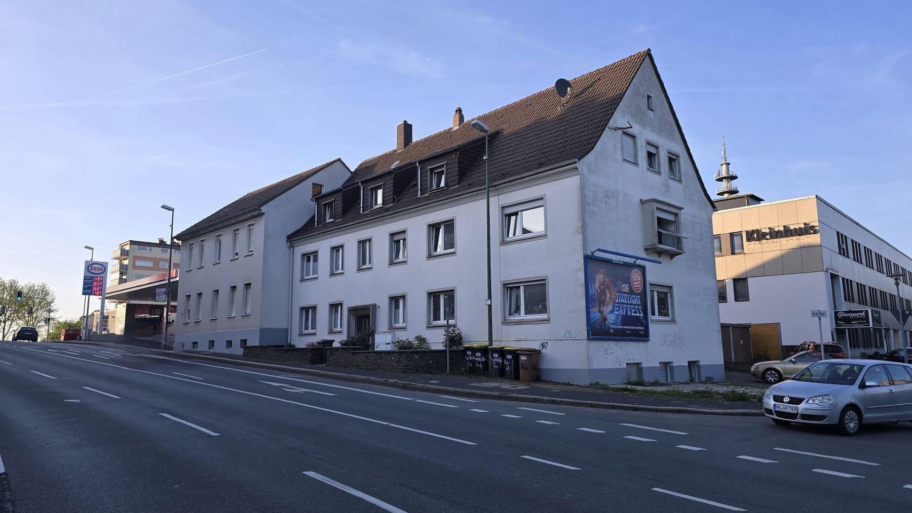 Predaj domu 594 m², pozemek 750 m², Heedfelder Straße 86a-88, Lüdenscheid, Severné Porýnie - Westfálsko Predaj domu 594 m², pozemek 750 m², Heedfelder Straße 86a-88, Lüdenscheid, Severné Porýnie - Westfálsko