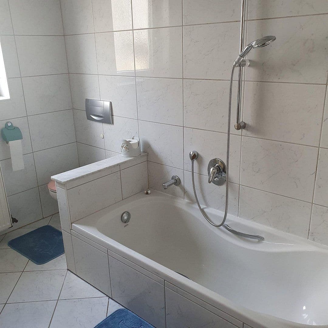 Prenájom bytu 4-izbový 80 m², Kronach, Bavorsko Prenájom bytu 4-izbový 80 m², Kronach, Bavorsko