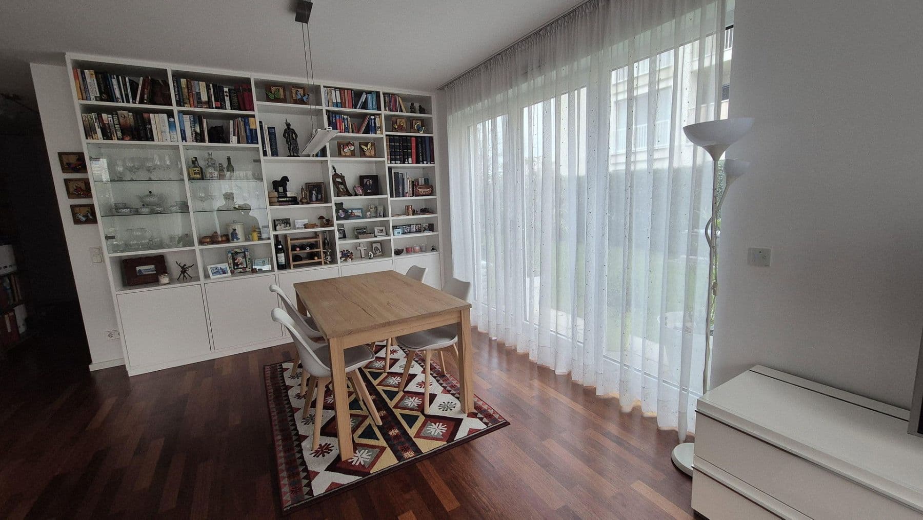 Predaj bytu 4-izbový 119 m², Friedrich-Dessauer-Str., Frankfurt am Main, Hesensko Predaj bytu 4-izbový 119 m², Friedrich-Dessauer-Str., Frankfurt am Main, Hesensko