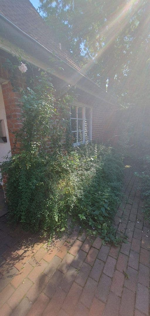 Predaj domu 212 m², pozemek 1.883 m², Quelkhorner Landstraße 3, Ottersberg, Dolné Sasko Predaj domu 212 m², pozemek 1.883 m², Quelkhorner Landstraße 3, Ottersberg, Dolné Sasko