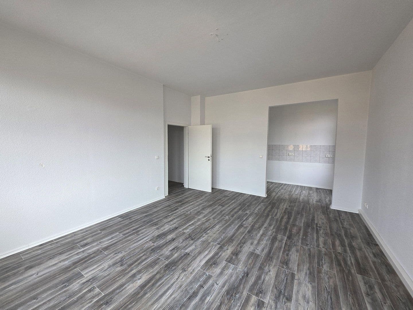 Prenájom bytu 2-izbový 56 m², Kitscherstr, 10, Crimmitschau, Sasko Prenájom bytu 2-izbový 56 m², Kitscherstr, 10, Crimmitschau, Sasko