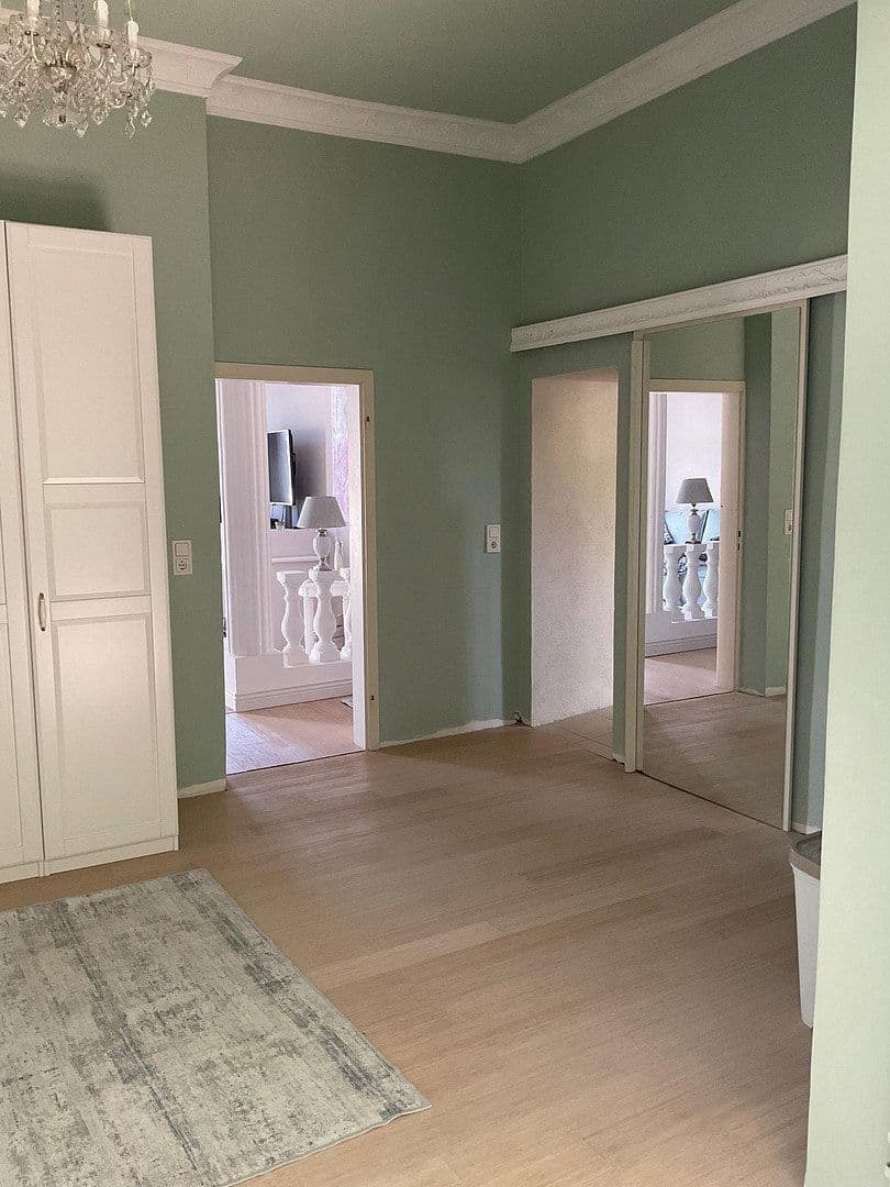 Predaj domu 800 m², pozemek 3.821 m², Bad Karlshafen, Hesensko Predaj domu 800 m², pozemek 3.821 m², Bad Karlshafen, Hesensko