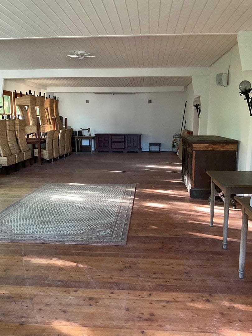 Predaj domu 800 m², pozemek 3.821 m², Bad Karlshafen, Hesensko Predaj domu 800 m², pozemek 3.821 m², Bad Karlshafen, Hesensko