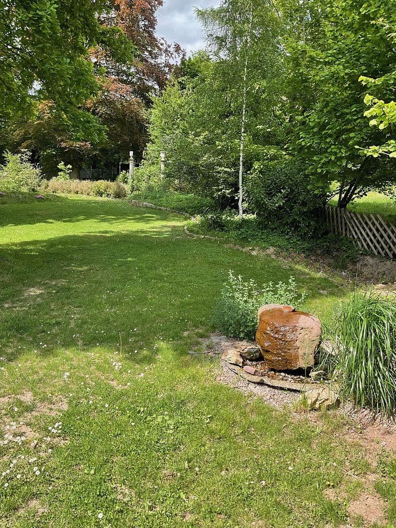 Predaj domu 800 m², pozemek 3.821 m², Bad Karlshafen, Hesensko Predaj domu 800 m², pozemek 3.821 m², Bad Karlshafen, Hesensko