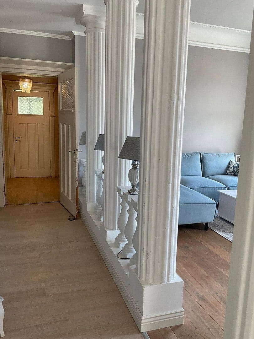 Predaj domu 800 m², pozemek 3.821 m², Bad Karlshafen, Hesensko Predaj domu 800 m², pozemek 3.821 m², Bad Karlshafen, Hesensko