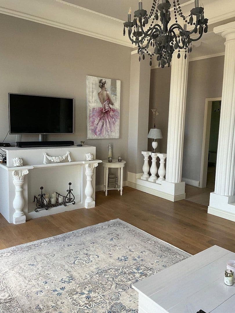 Predaj domu 800 m², pozemek 3.821 m², Bad Karlshafen, Hesensko Predaj domu 800 m², pozemek 3.821 m², Bad Karlshafen, Hesensko