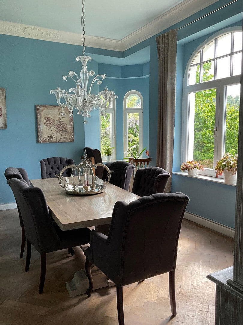 Predaj domu 800 m², pozemek 3.821 m², Bad Karlshafen, Hesensko Predaj domu 800 m², pozemek 3.821 m², Bad Karlshafen, Hesensko