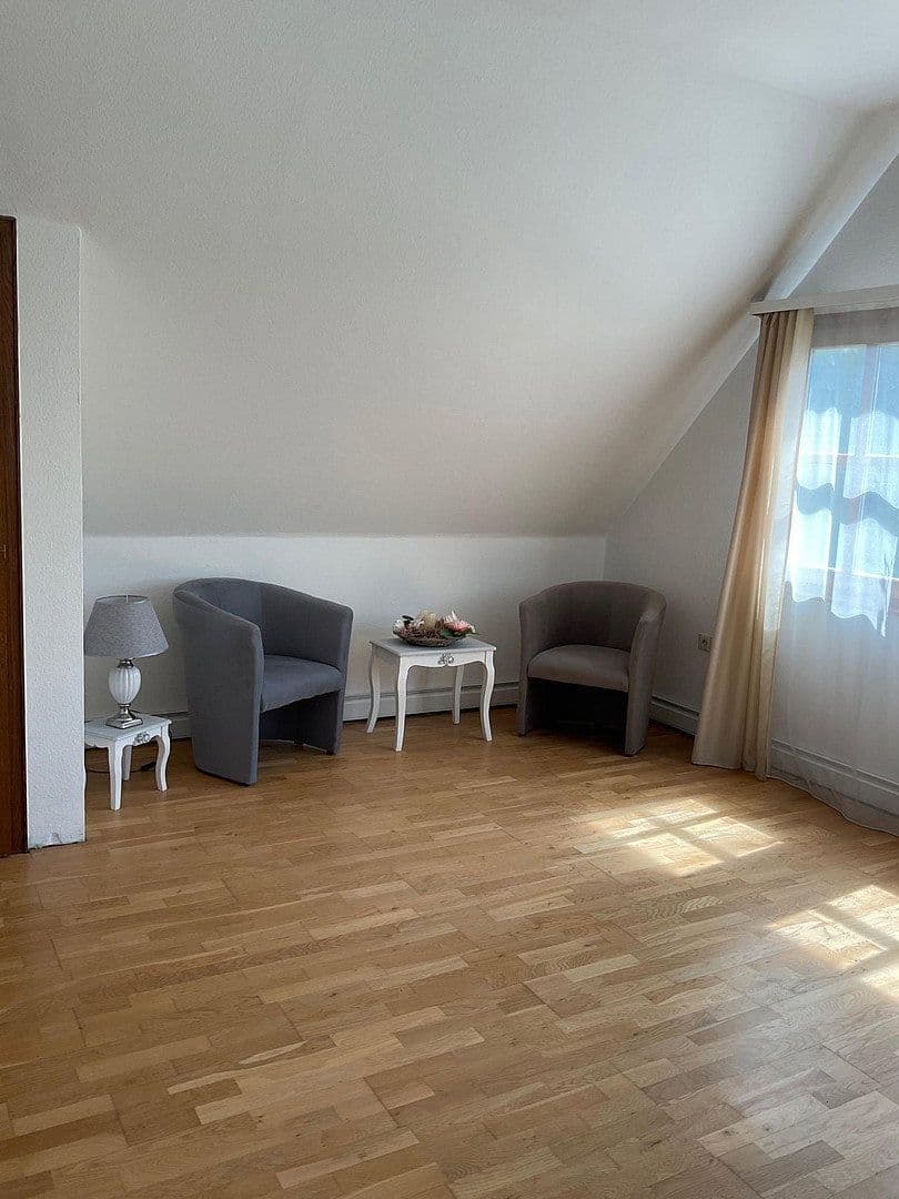 Predaj domu 800 m², pozemek 3.821 m², Bad Karlshafen, Hesensko Predaj domu 800 m², pozemek 3.821 m², Bad Karlshafen, Hesensko