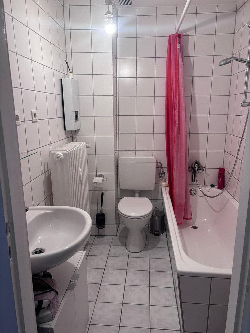 Prenájom bytu 2-izbový 43 m², Talstr., Krefeld, Severné Porýnie - Westfálsko Prenájom bytu 2-izbový 43 m², Talstr., Krefeld, Severné Porýnie - Westfálsko