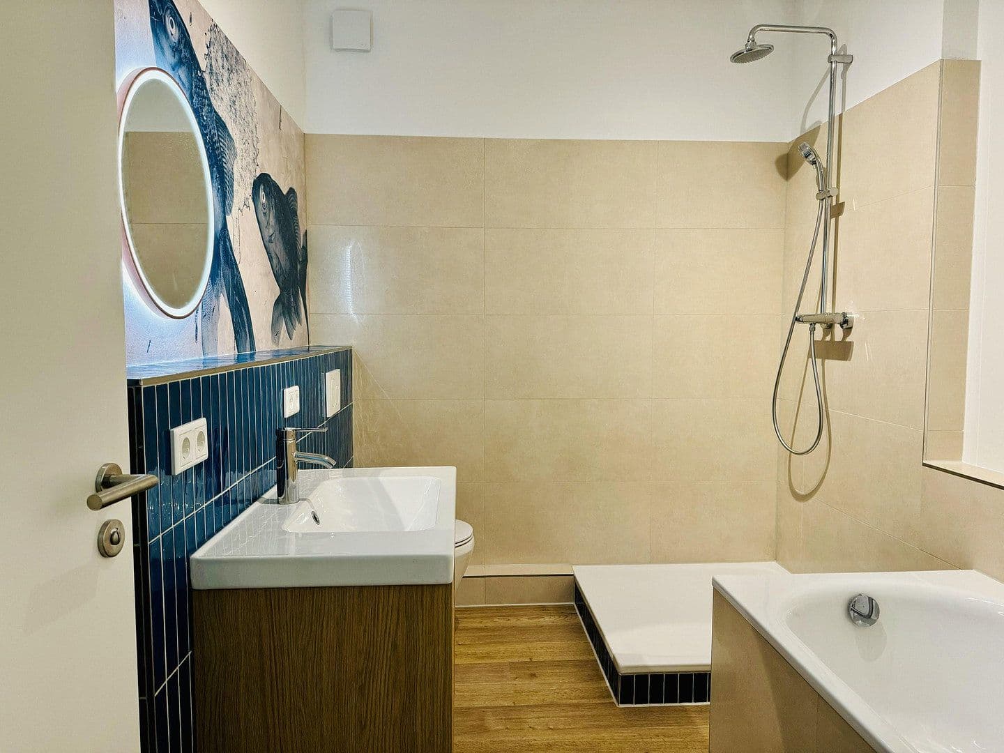 Prenájom bytu 2-izbový 77 m², Lübeck, Šlezvicko-Holštajnsko Prenájom bytu 2-izbový 77 m², Lübeck, Šlezvicko-Holštajnsko