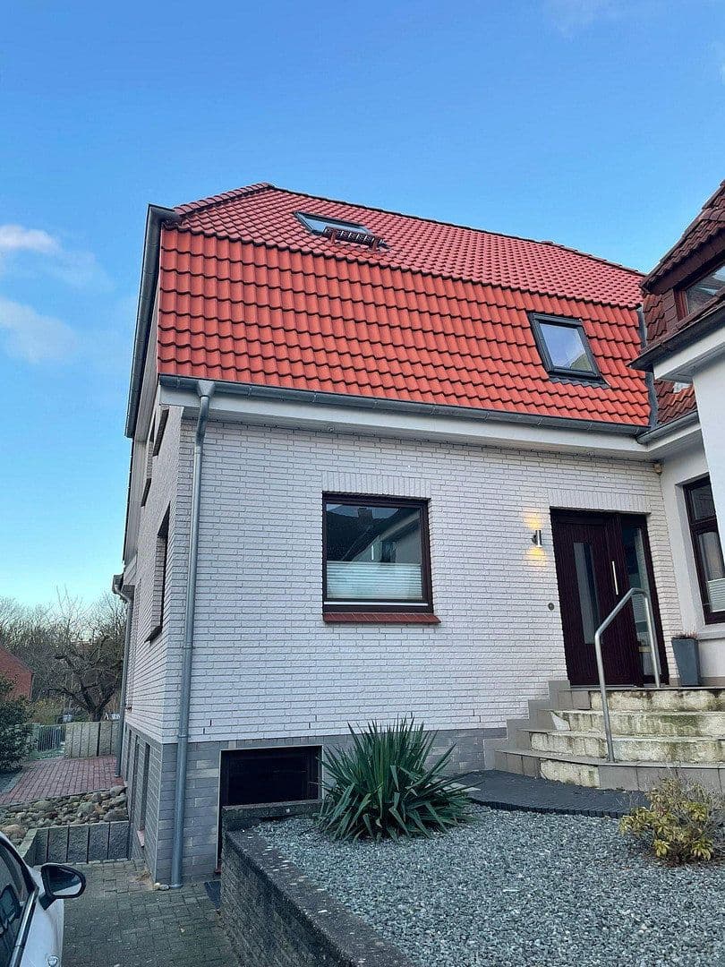 Predaj domu 273 m², pozemek 829 m², Flensburg, Šlezvicko-Holštajnsko Predaj domu 273 m², pozemek 829 m², Flensburg, Šlezvicko-Holštajnsko