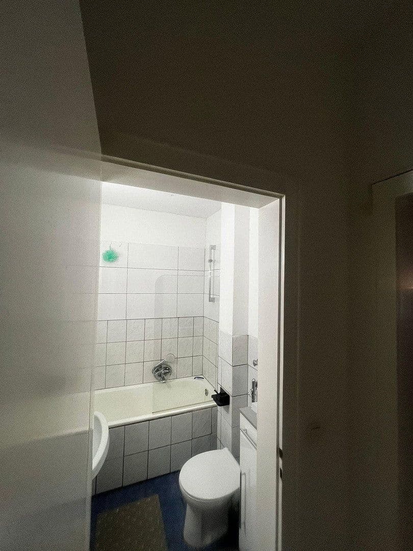 Prenájom bytu 2-izbový 43 m², Krayer Str. 28, Bochum, Severné Porýnie - Westfálsko Prenájom bytu 2-izbový 43 m², Krayer Str. 28, Bochum, Severné Porýnie - Westfálsko