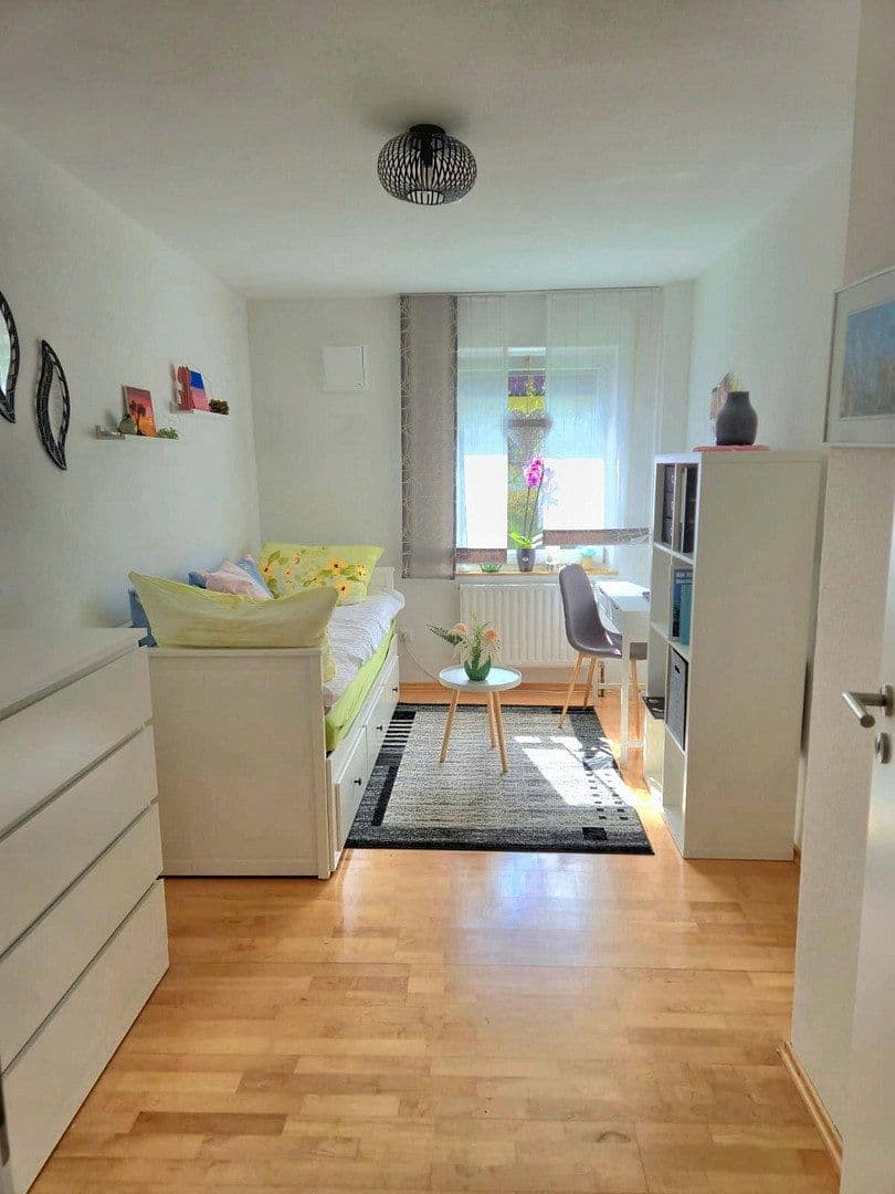 Prenájom bytu 3-izbový 80 m², St.-Vitus-Str. 20, Günzburg, Bavorsko Prenájom bytu 3-izbový 80 m², St.-Vitus-Str. 20, Günzburg, Bavorsko