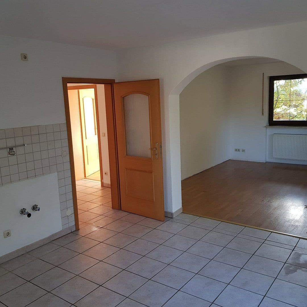 Prenájom bytu 3-izbový 82 m², Hinterm Hofanger, Taufkirchen, Bavorsko Prenájom bytu 3-izbový 82 m², Hinterm Hofanger, Taufkirchen, Bavorsko