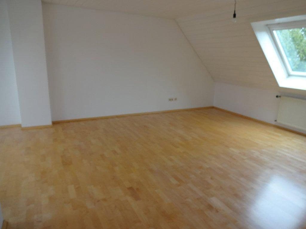 Prenájom bytu 6-izbový 220 m², Lehenstr. 25, Donaueschingen, Bádensko-Wurttembersko Prenájom bytu 6-izbový 220 m², Lehenstr. 25, Donaueschingen, Bádensko-Wurttembersko