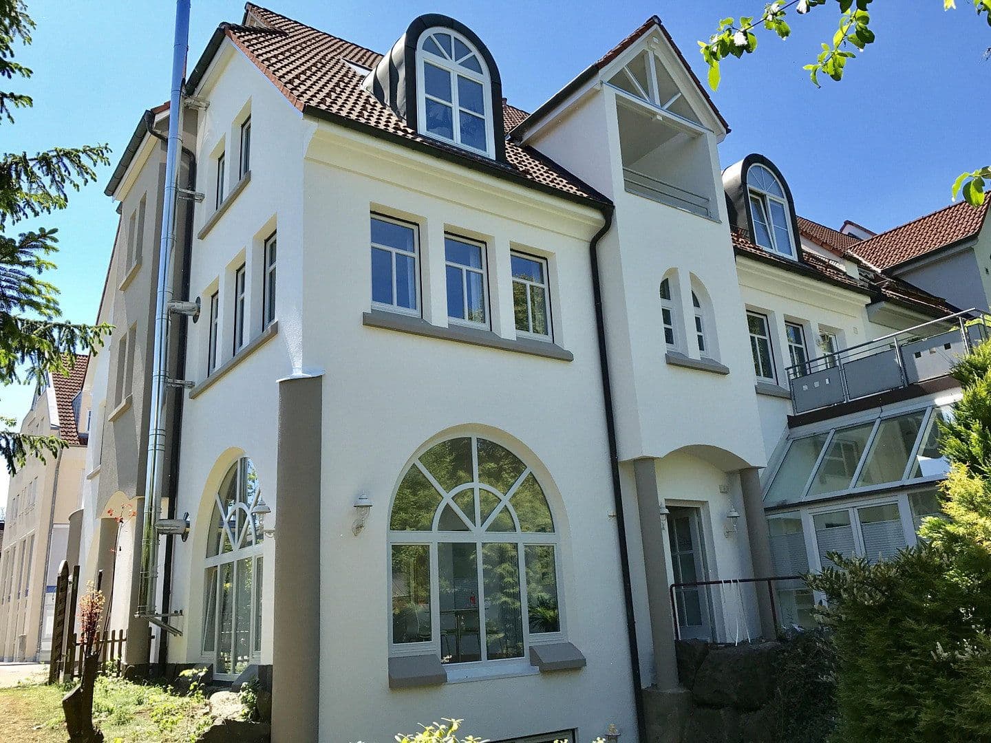 Prenájom bytu 6-izbový 220 m², Lehenstr. 25, Donaueschingen, Bádensko-Wurttembersko Prenájom bytu 6-izbový 220 m², Lehenstr. 25, Donaueschingen, Bádensko-Wurttembersko