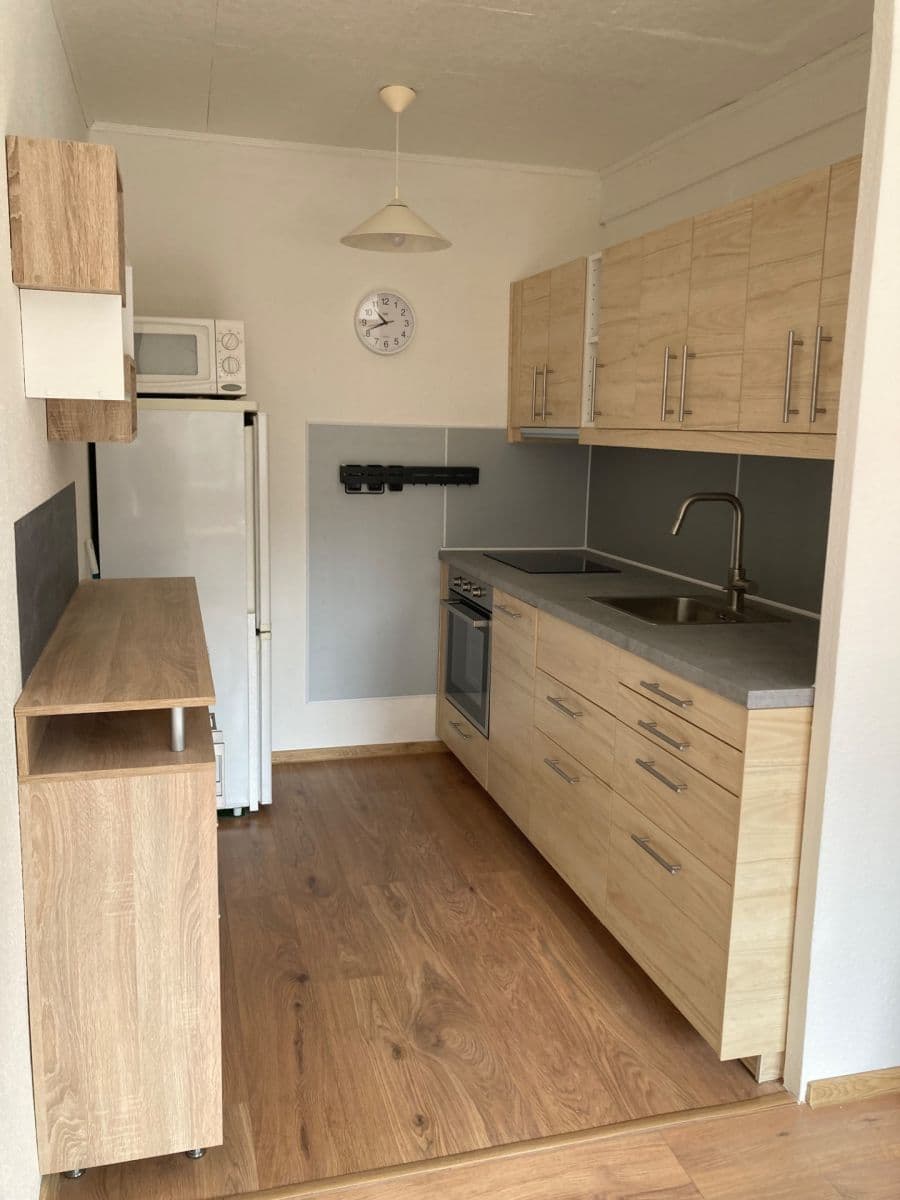 Prenájom bytu 1-izbový 34 m², Vlachova, Praha, Praha Prenájom bytu 1-izbový 34 m², Vlachova, Praha, Praha